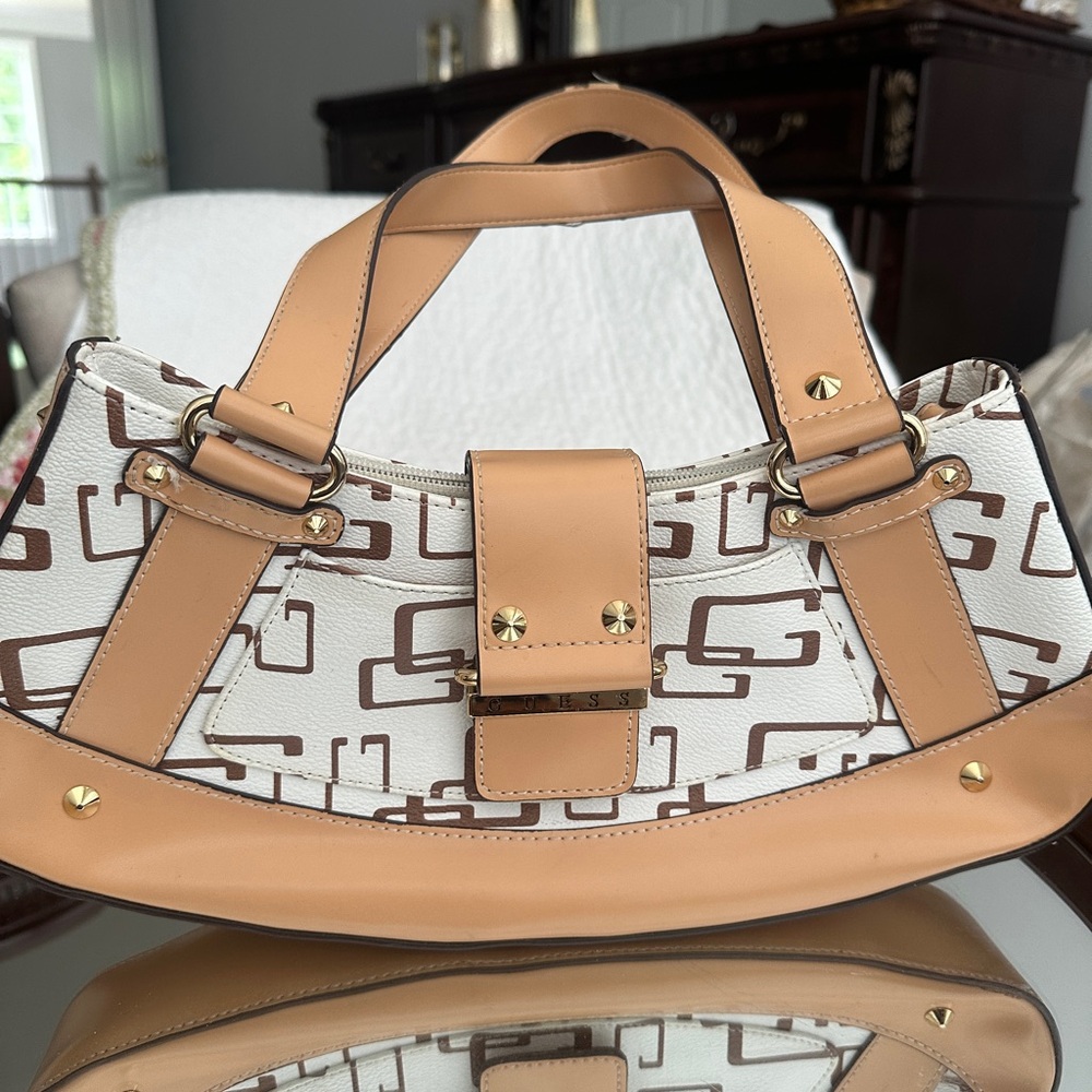 Guess White and Tan Shoulder Bag